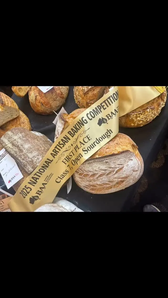 Peta, a MyForno baker